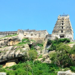 Yoga Narasimhar Temple, Melkote